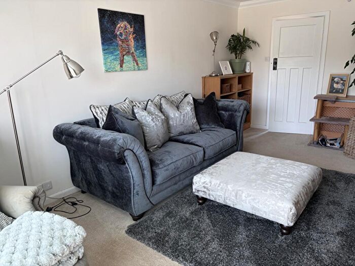 4 Bedroom Detached House For Sale In East Drove, BH19 - Photo 10