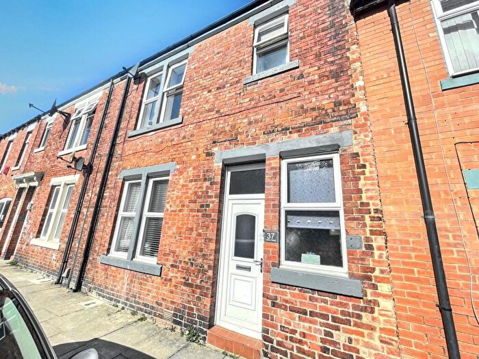 3 Bedroom Terraced House For Sale In Lemon Street, West Harton, South Shields, Tyne And Wear, NE33