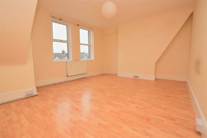 3 Bedroom Maisonette To Rent In St. Peters Road, St. Leonards-On-Sea, TN37