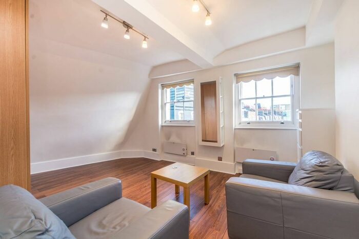 Studio To Rent In Fitzroy Street, Fitzrovia, London, W1T