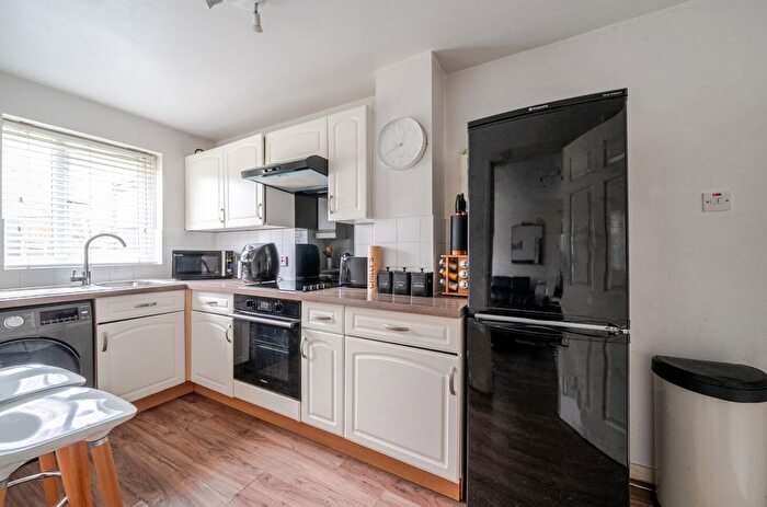 2 Bedroom Semi-Detached House For Sale In Grantham Road, London, E12