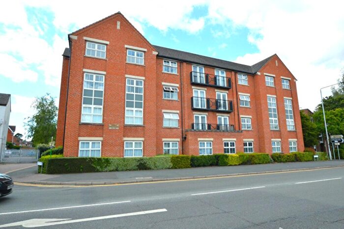 2 Bedroom Flat For Sale In Queen Street, Crown Apartments, LE11