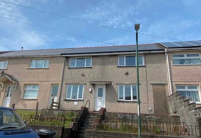 3 Bedroom Property To Rent In Prince Philip Avenue, Garnlydan, Ebbw Vale, NP23