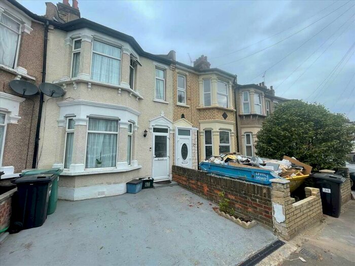 4 Bedroom Terraced House To Rent In Norman Road, Ilford, Ilford, IG1