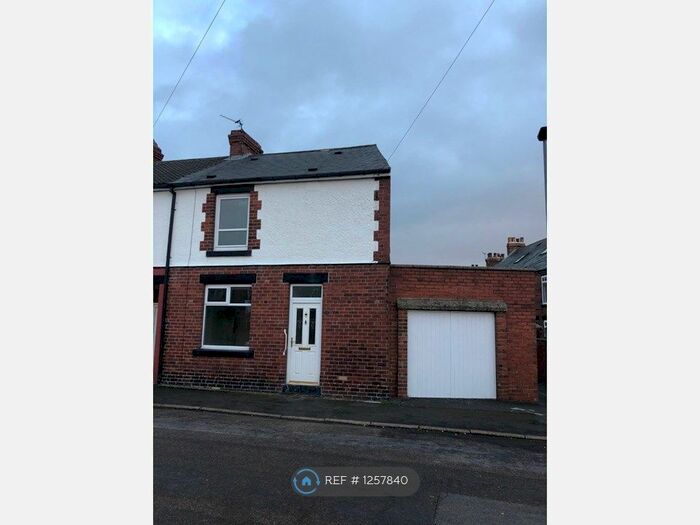3 Bedroom End Of Terrace House To Rent In North Road, Royston, Barnsley S71
