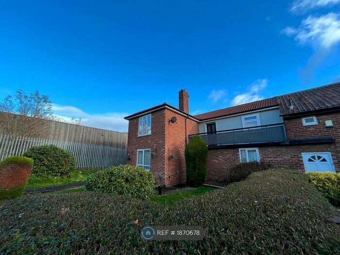 2 Bedroom Flat To Rent In Beckfoot Close, Newcastle Upon Tyne, NE5