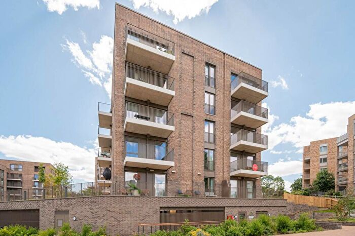 1 Bedroom Flat To Rent In Ridgeway Views, Mill Hill, NW7