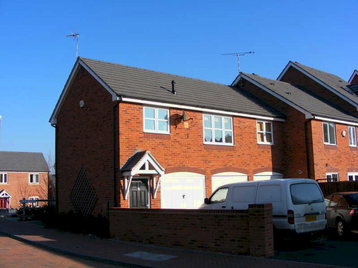 2 Bedroom Flat To Rent In Placid Close, CV4