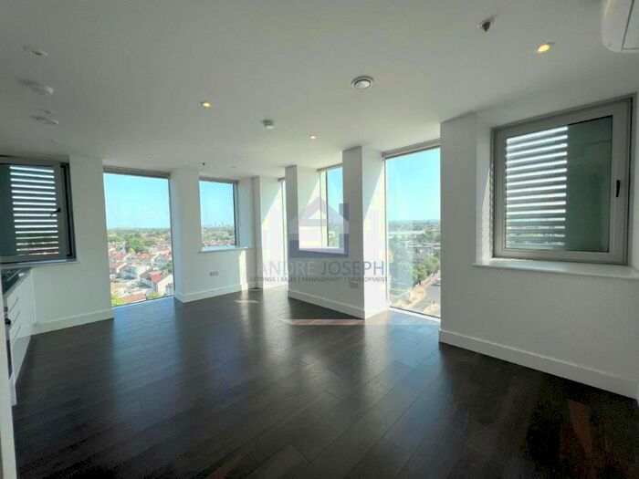 2 Bedroom Flat To Rent In Christchurch Road, Colliers Wood, SW19