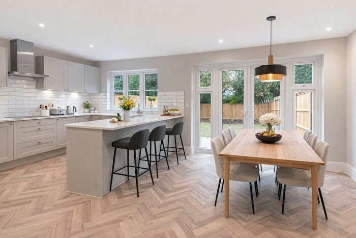 3 Bedroom Semi-detached House For Sale In Moralee Close, Rowlands Hill, Wimborne, Dorset, BH21