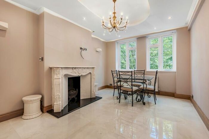 2 Bedroom Flat To Rent In Townshend Court, Townshend Road, London, G, NW8