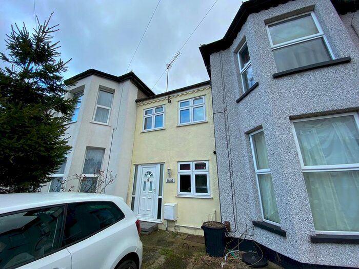 2 Bedroom Terraced House To Rent In Eastwood Road, Goodmayes, Ilford, IG3