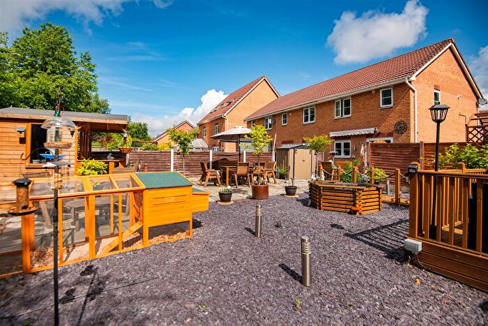 3 Bedroom End Of Terrace House For Sale In Withinlea, Bamber Bridge, Preston, PR5