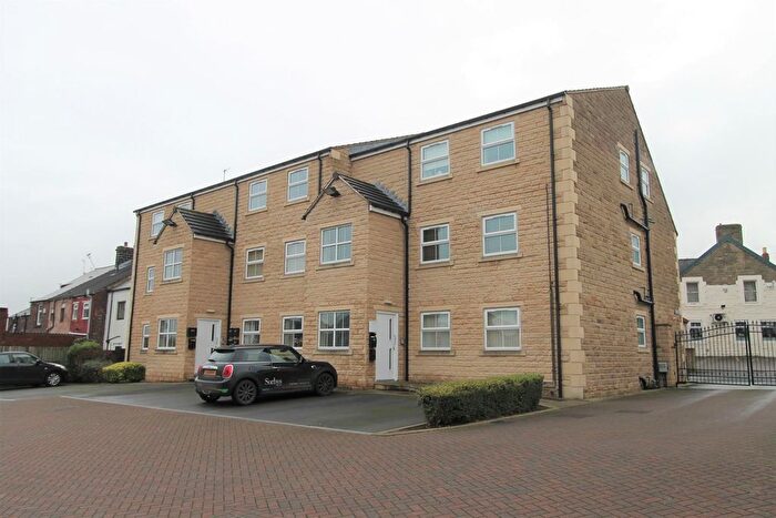 2 Bedroom Flat To Rent In Tannery Court, Dodworth, Barnsley, S75