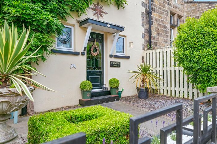 3 Bedroom Semi Detached House For Sale In Regent Road, Ilkley, West Yorkshire, LS29