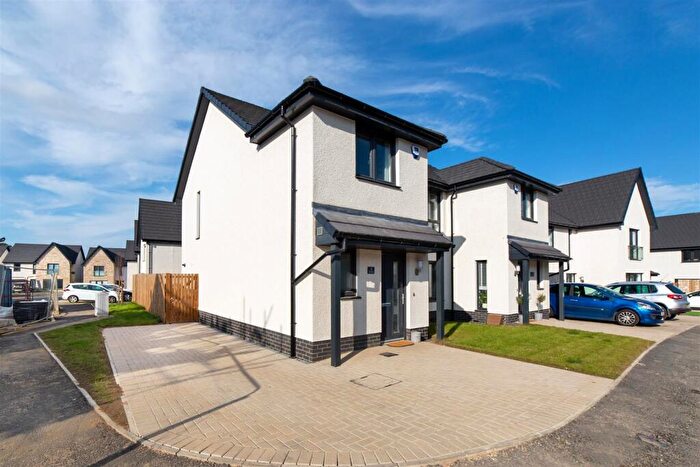 3 Bedroom Semi-Detached House To Rent In Prosperous Way, Backworth, NE27