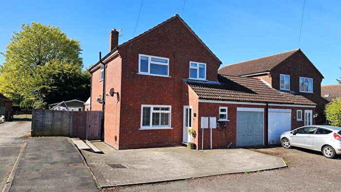 4 Bedroom Detached House For Sale In Farm House Close, Bottesford, Leicestershire, NG13