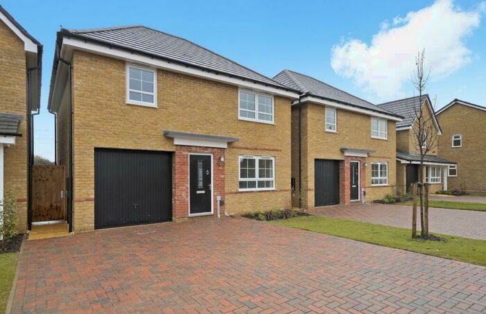 4 Bedroom Detached House To Rent In Sheerness Way, Hampton Beach, Peterborough, PE7