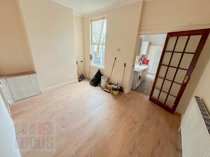 3 Bedroom Terraced House To Rent In Alma Road, Enfield, EN3