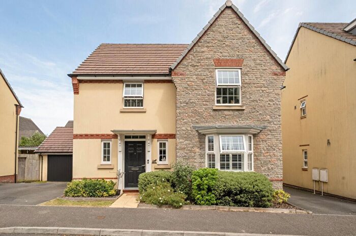 4 Bedroom Detached House For Sale In Exmoor Way, Cullompton, EX15