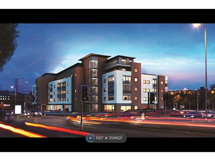 2 Bedroom Flat To Rent In The Quadrant, Birmingham, B1