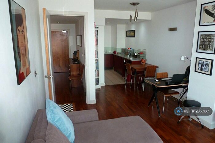 1 Bedroom Flat To Rent In Leftbank, Manchester, M3