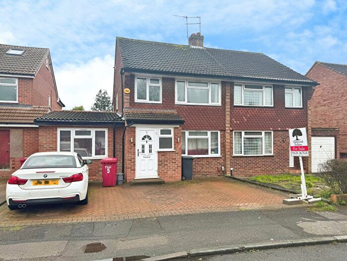 5 Bedroom Semi Detached House For Sale In Mallard Drive, Cippenham, SL1