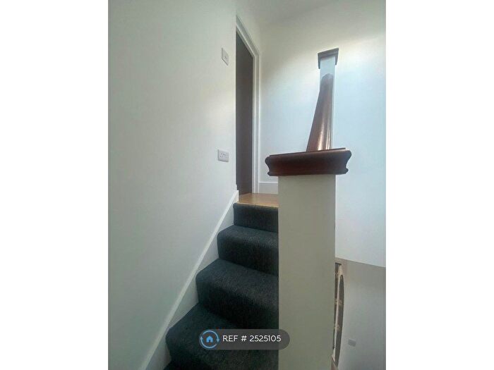 Studio To Rent In Ashmore Road, London, W9