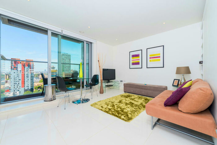 Studio To Rent In West Tower, Pan Peninsula, Canary Wharf, E14