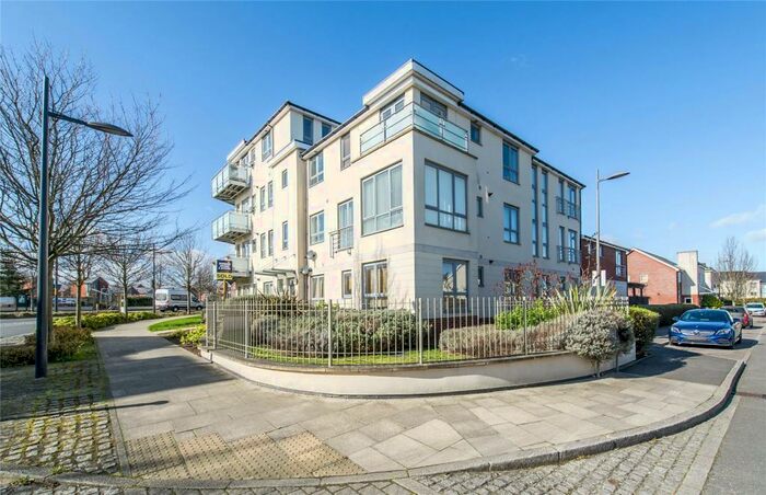 2 Bedroom Flat To Rent In Spring Head Parkway, Northfleet, Gravesend, DA11