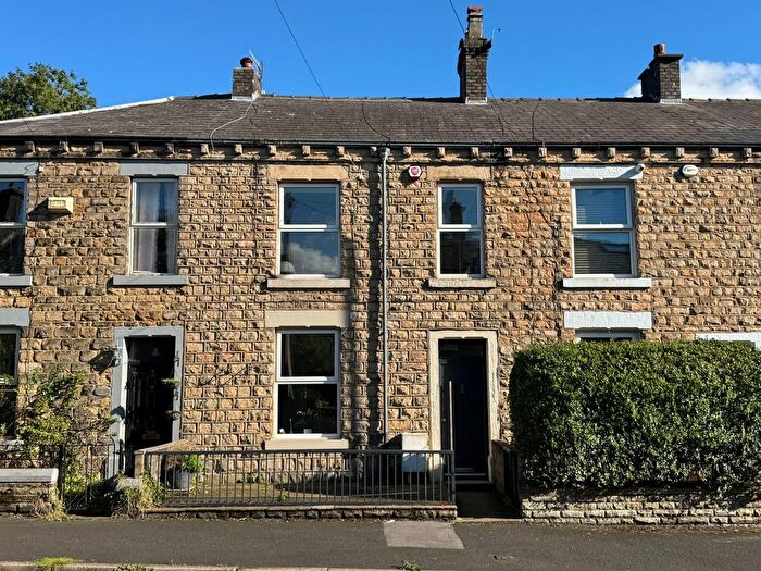 1 Bedroom Terraced House For Sale In Woolley Bridge Road, Hadfield, SK13