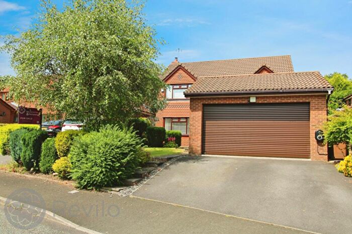 4 Bedroom Detached House To Rent In Stanney Close, Milnrow, OL16