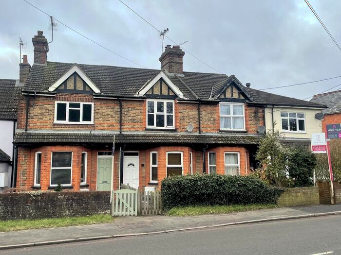 3 Bedroom Terraced House To Rent In Oxenden Road, Tongham, Farnham, GU10