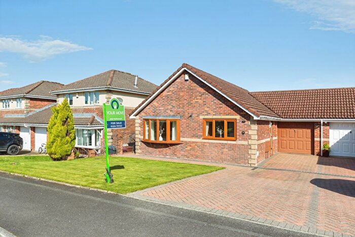 2 Bedroom Bungalow For Sale In Northumberland Close, Darwen, Lancashire, BB3