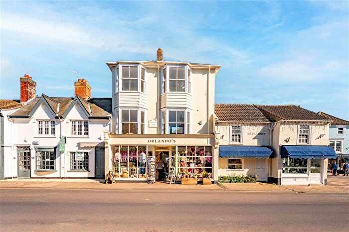 2 Bedroom Flat For Sale In High Street, Aldeburgh, IP15
