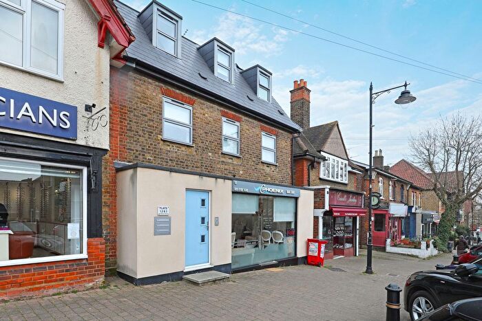 1 Bedroom Flat To Rent In Queens Road, Buckhurst Hill, IG9