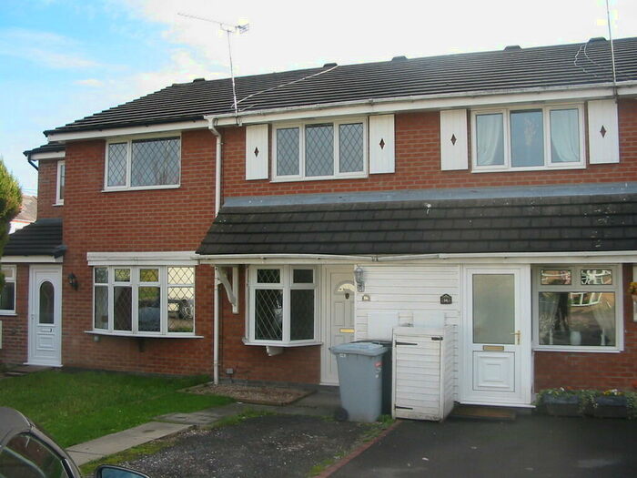 2 Bedroom Mews To Rent In Rochester Crescent, Crewe, CW1