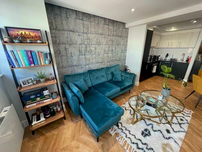 2 Bedroom Flat To Rent In Newhall Street, City Centre, Birmingham, B3