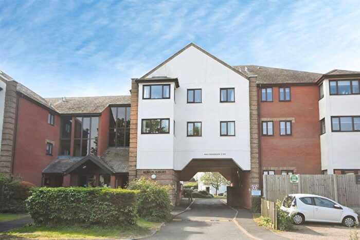 1 Bedroom Flat For Sale In Albion Court, Billericay, CM12