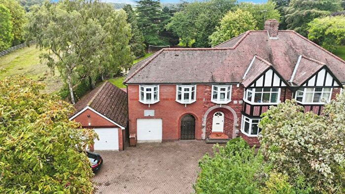5 Bedroom Semi-detached House For Sale In Tranby Lane, Swanland, North Ferriby, HU14