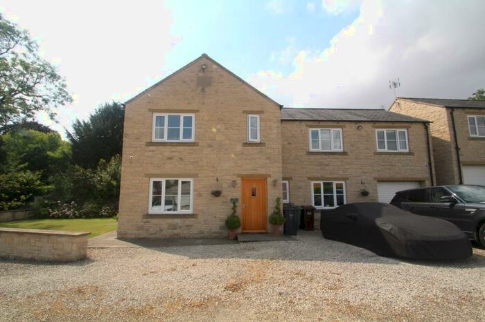 4 Bedroom Detached House To Rent In Butts Lane, Lumby, LS25