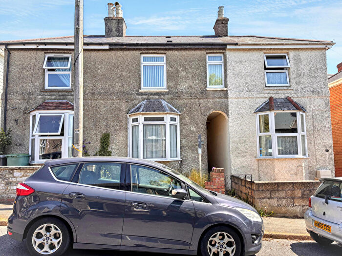 3 Bedroom Terraced House For Sale In St. Michaels Avenue, Ryde, Isle Of Wight, PO33