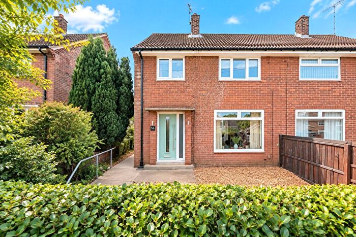 3 Bedroom Semi Detached House For Sale In St. Catherines Drive, Leeds, West Yorkshire, LS13