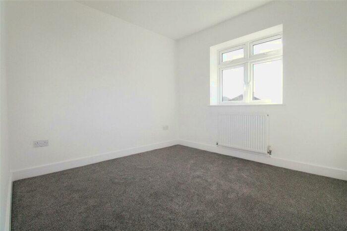 2 Bedroom Semi-Detached House For Sale In Junction Road, Totton, Southampton, Hampshire, SO40