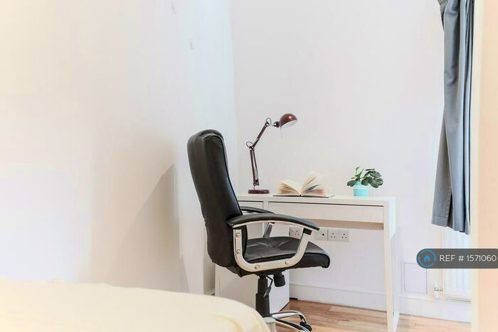 5 Bedroom Flat To Rent In Chalton Street, London, NW1