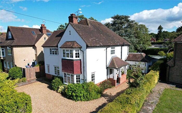 4 Bedroom Detached House For Sale In Menin Way, Farnham, Surrey, GU9