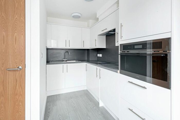 Studio To Rent In Flat B, Fifty Nine West, - West Street, St. Philips, Bristol, BS2