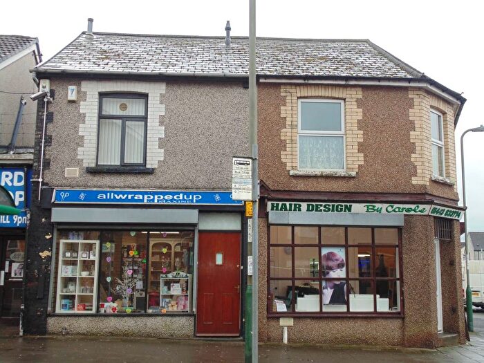 1 Bedroom Flat To Rent In Bedwellty Road, Cefn Fforest, NP12
