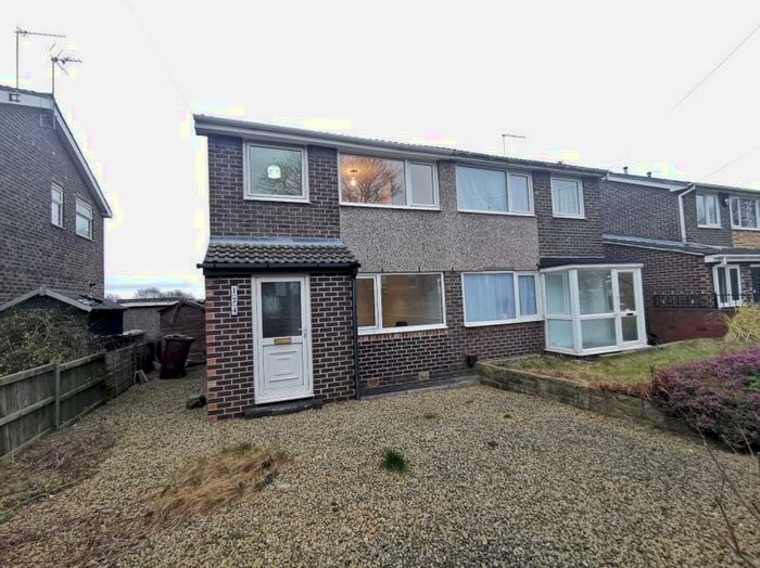 3 Bedroom Semi-Detached House To Rent In Aberford Road, Woodlesford, LS26