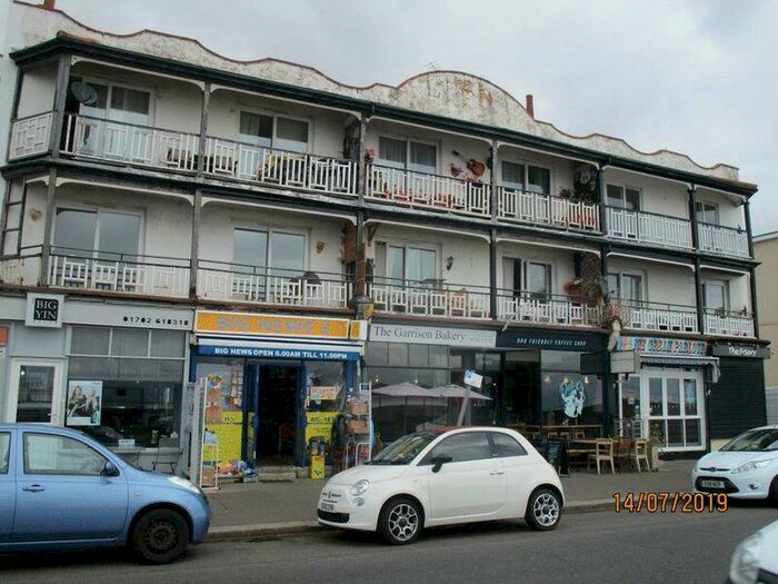 2 Bedroom Flat To Rent In Eastern Esplanade, Southend-On-Sea, SS1
